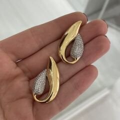 Marina taşlı küpe