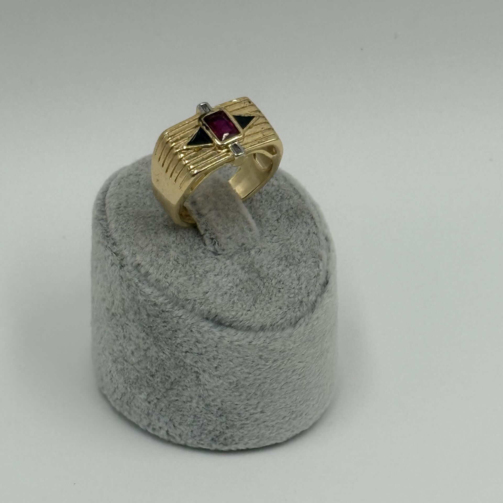 Galiela Bordo Taşlı Yüzük