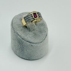 Laura Bordo Taşlı Gold Yüzük