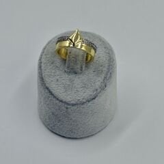 Shay Üçgen Detaylı Gold Yüzük