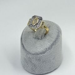 İris Gold Kare Taşlı Yüzük