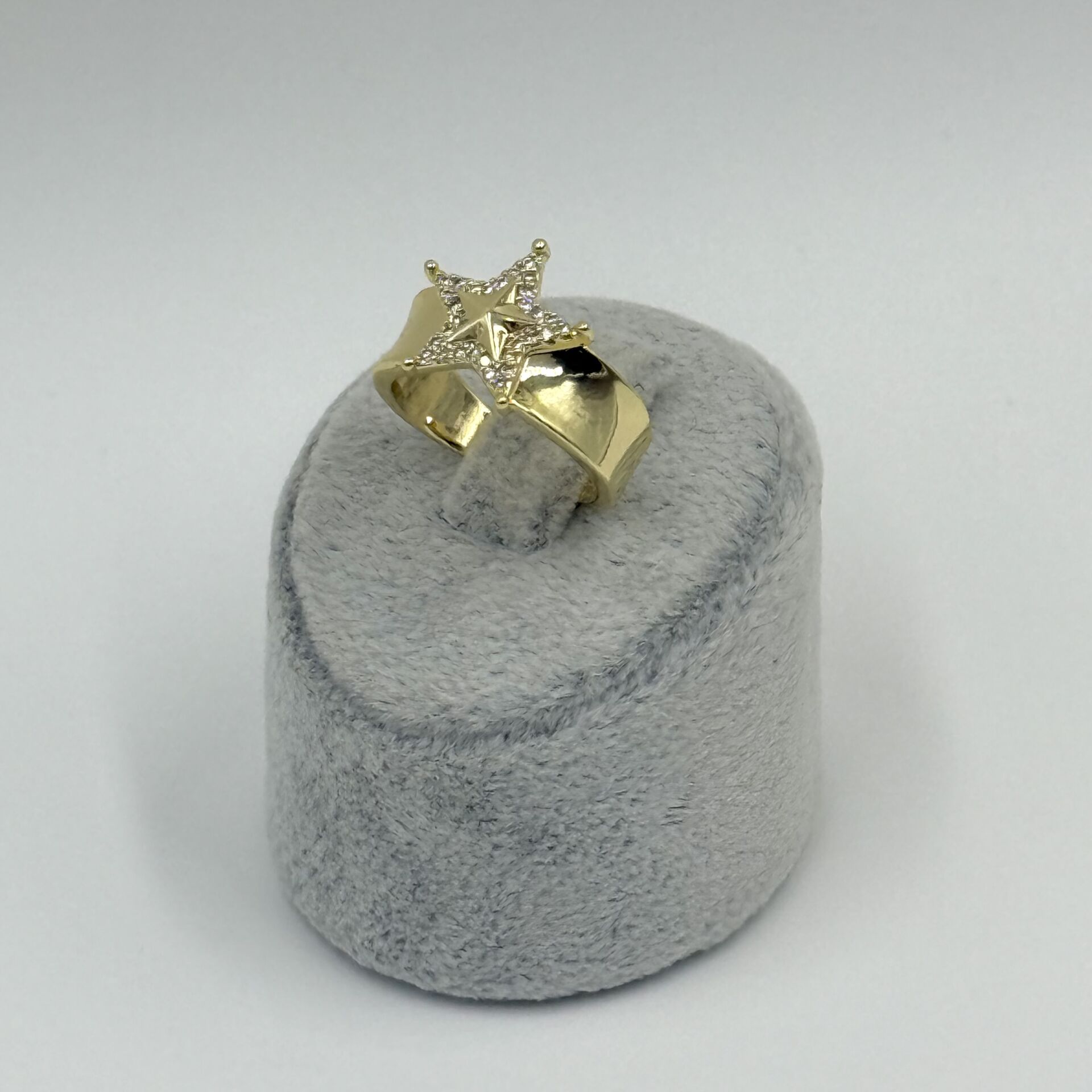 Mia Gold Yıldızlı Yüzük