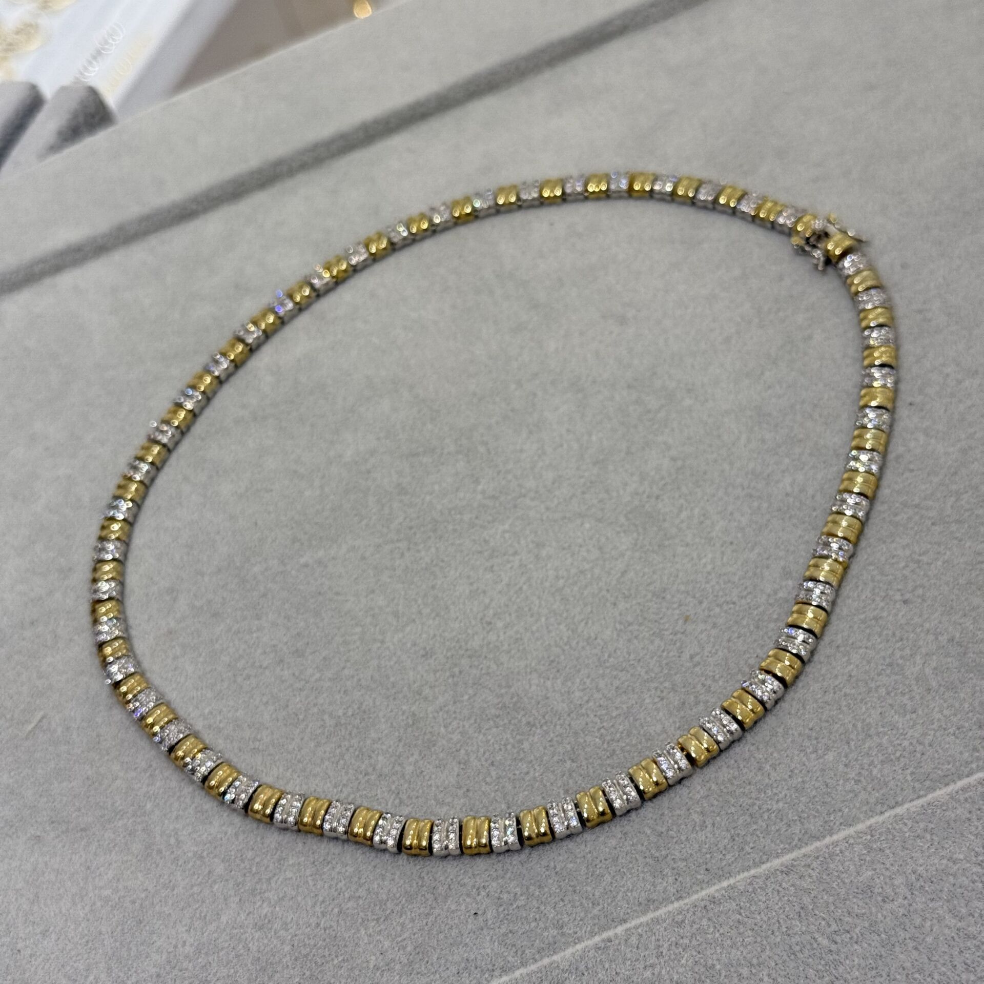 Risna Çift Renkli Kolye