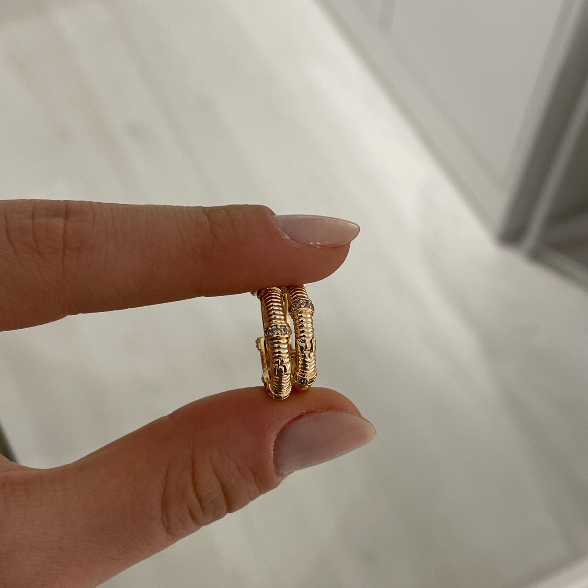 Isabella taşlı küpe