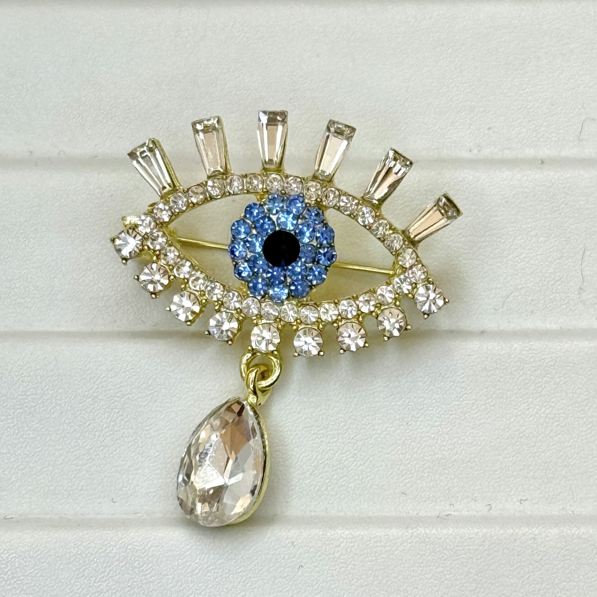 Nazar boncuklu Broş