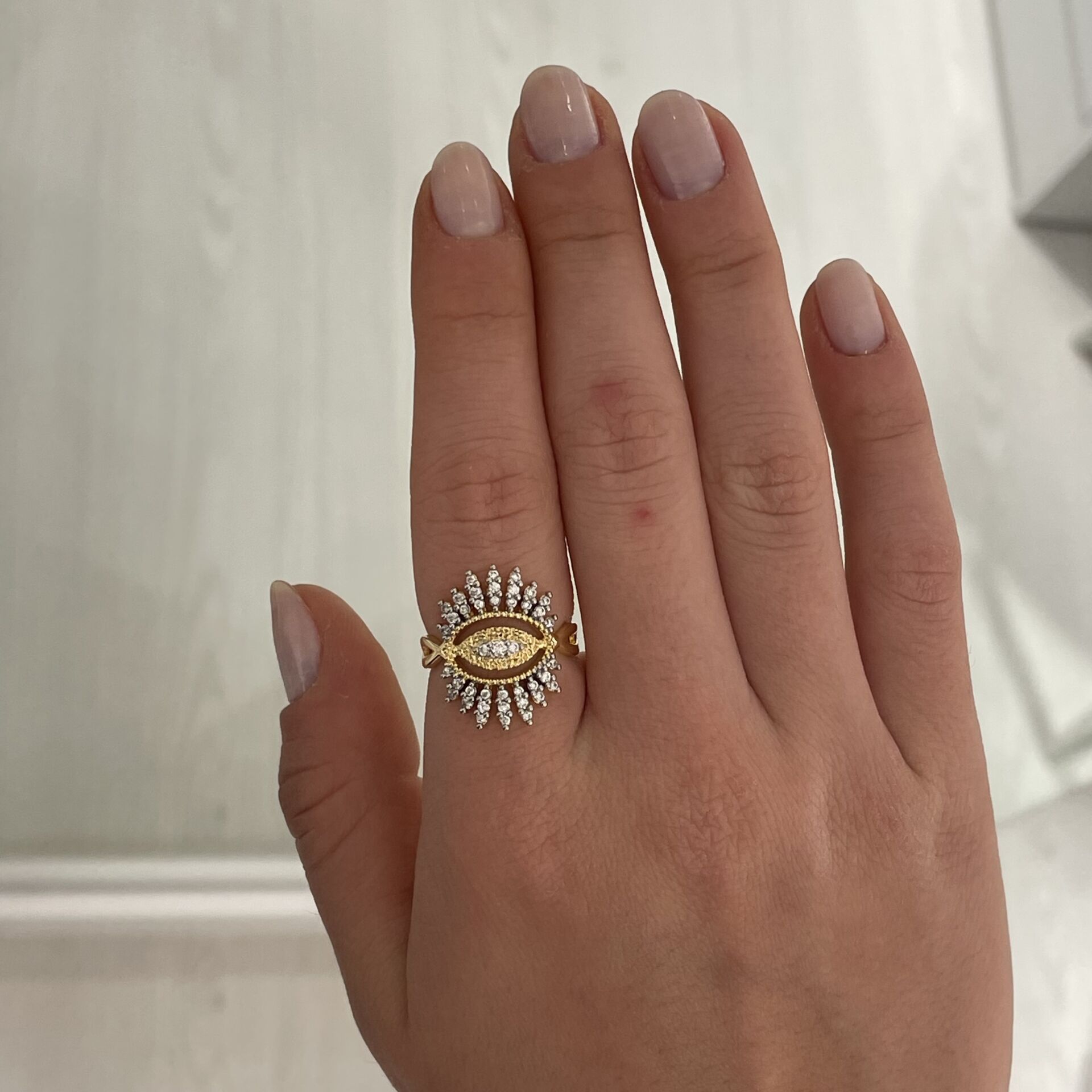 Kate taşlı yüzük