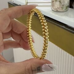 Cartie Clus Taşlı Gold Kelepçe Bileklik