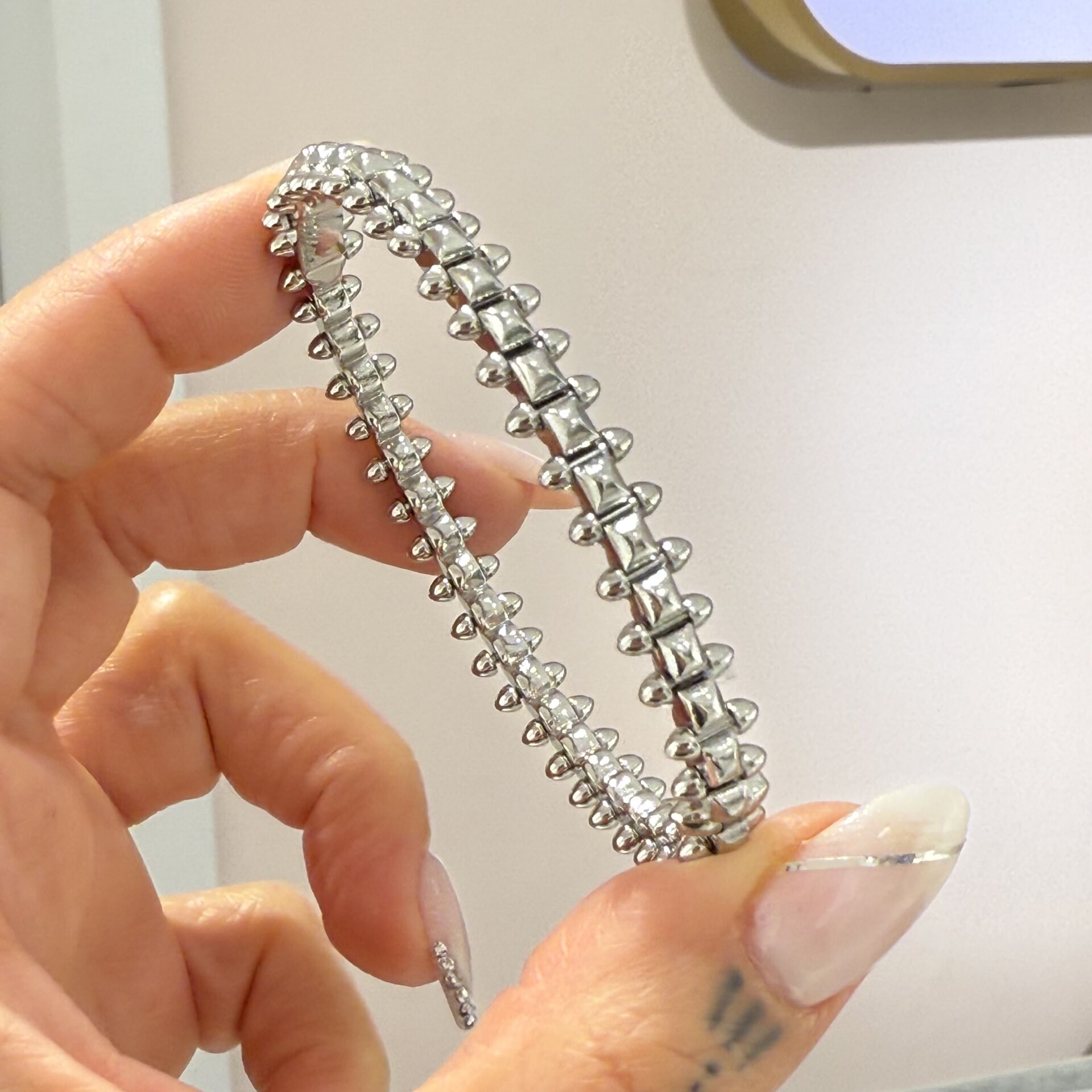 Cadtie Clus Taşsız Gümüş Rengi Bileklik