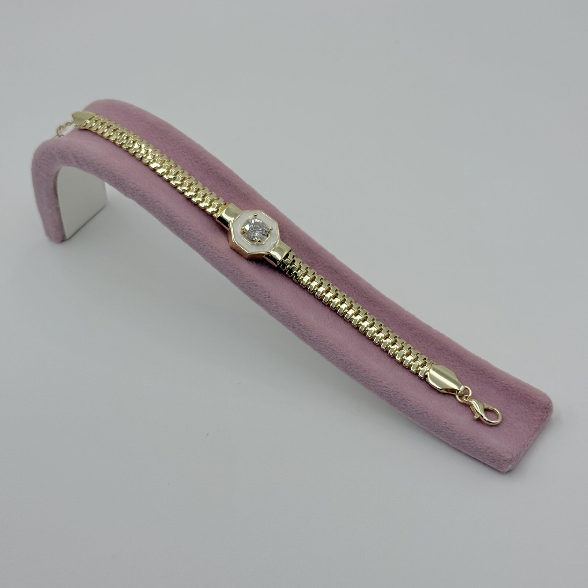 Beyaz Mineli Serenay Bileklik