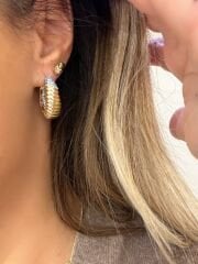 Liana Burgu Taşlı Küpe