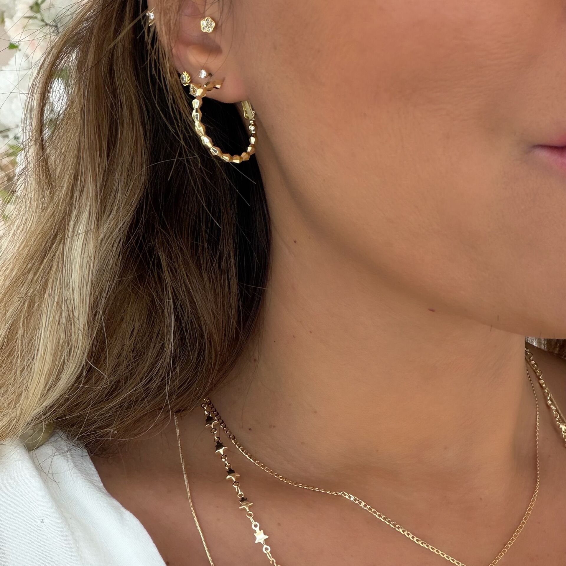 Halka topçuk gold küpe