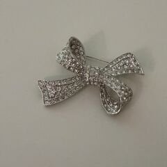 Taşlı Kurdela Broş