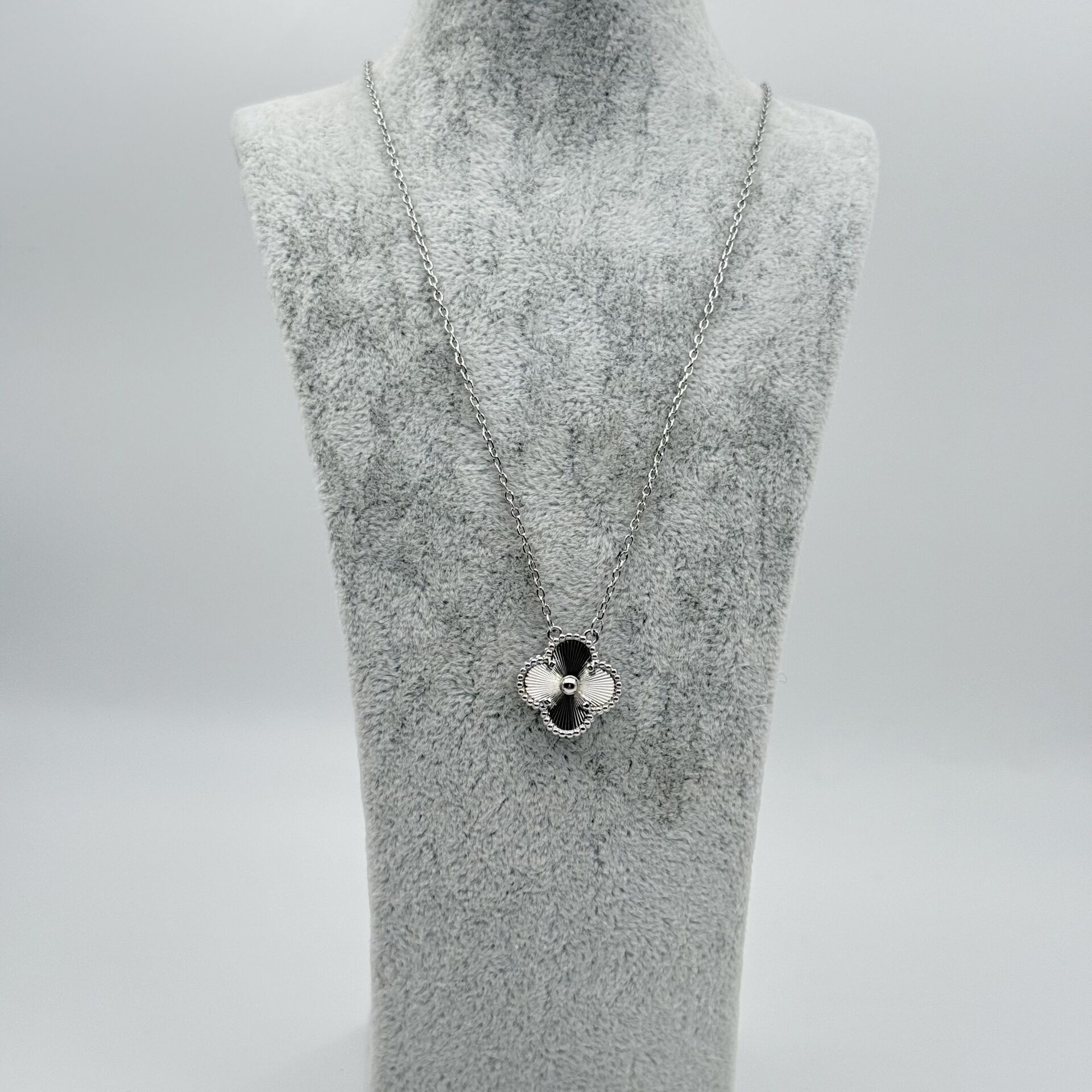 Yonca Gümüş Kolye Gümüş Gümüş