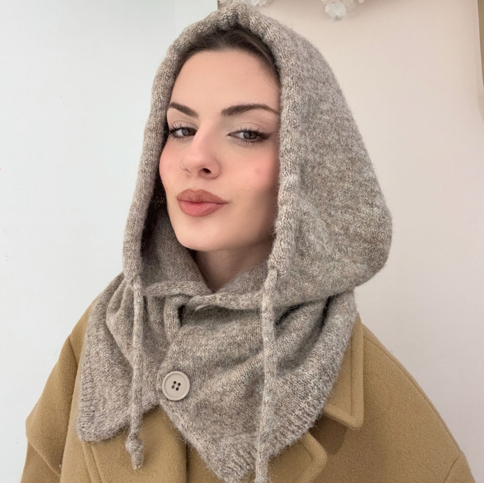 Bej Düğmeli Balaklava