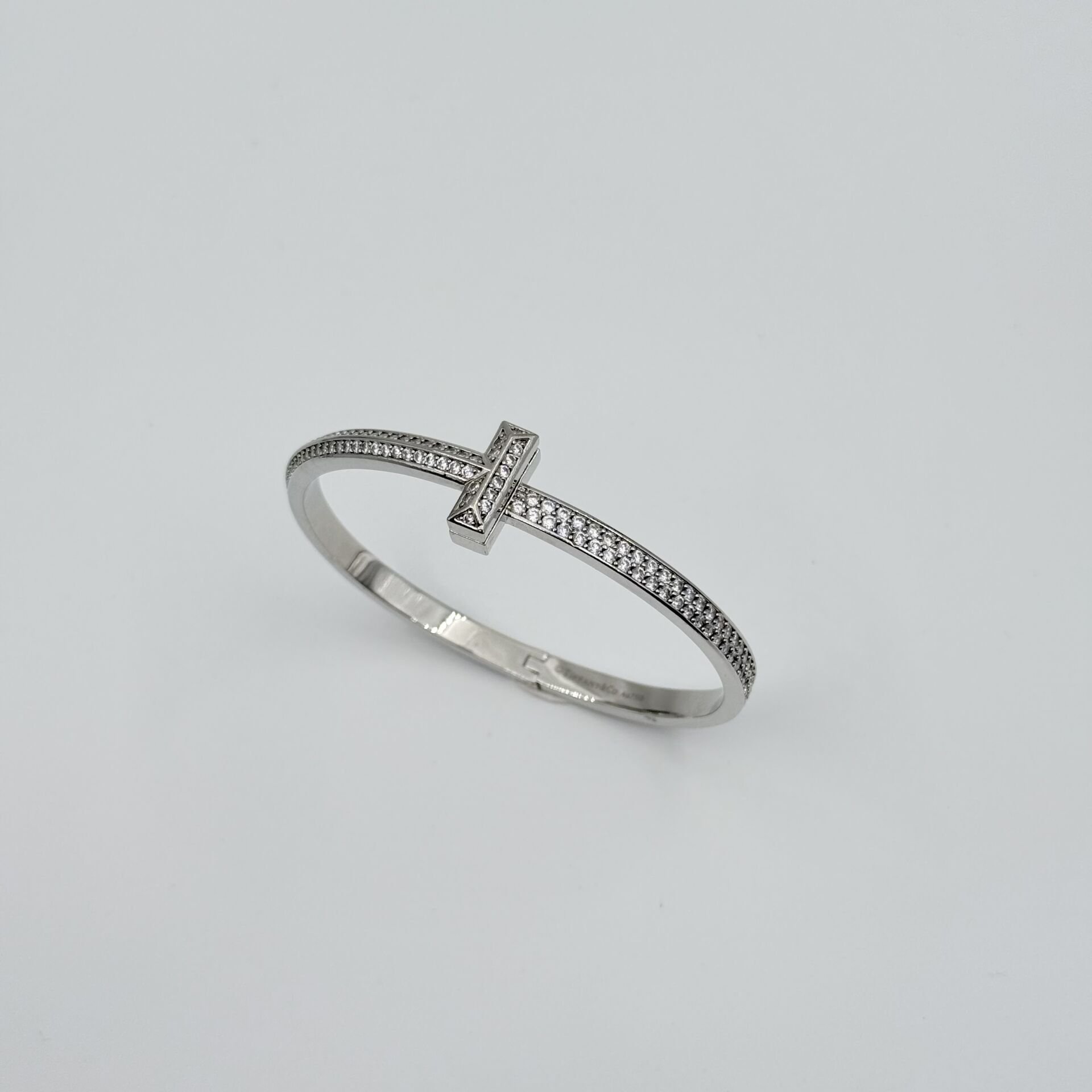 Tif Taşlı Kelepçe