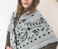 Gri Siyah Desenli Püsküllü Şal