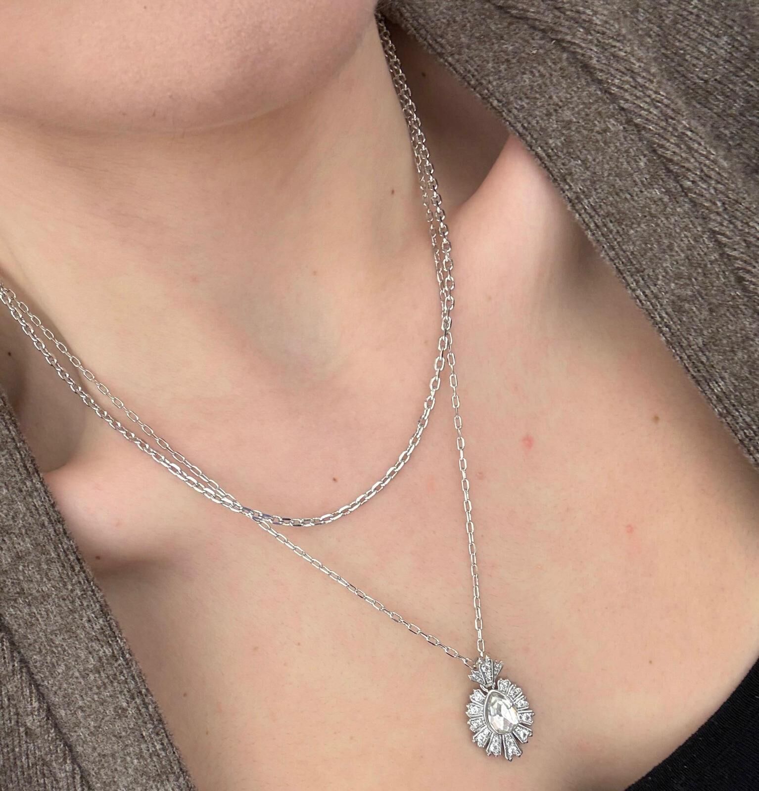 Ariana Taşlı Kolye