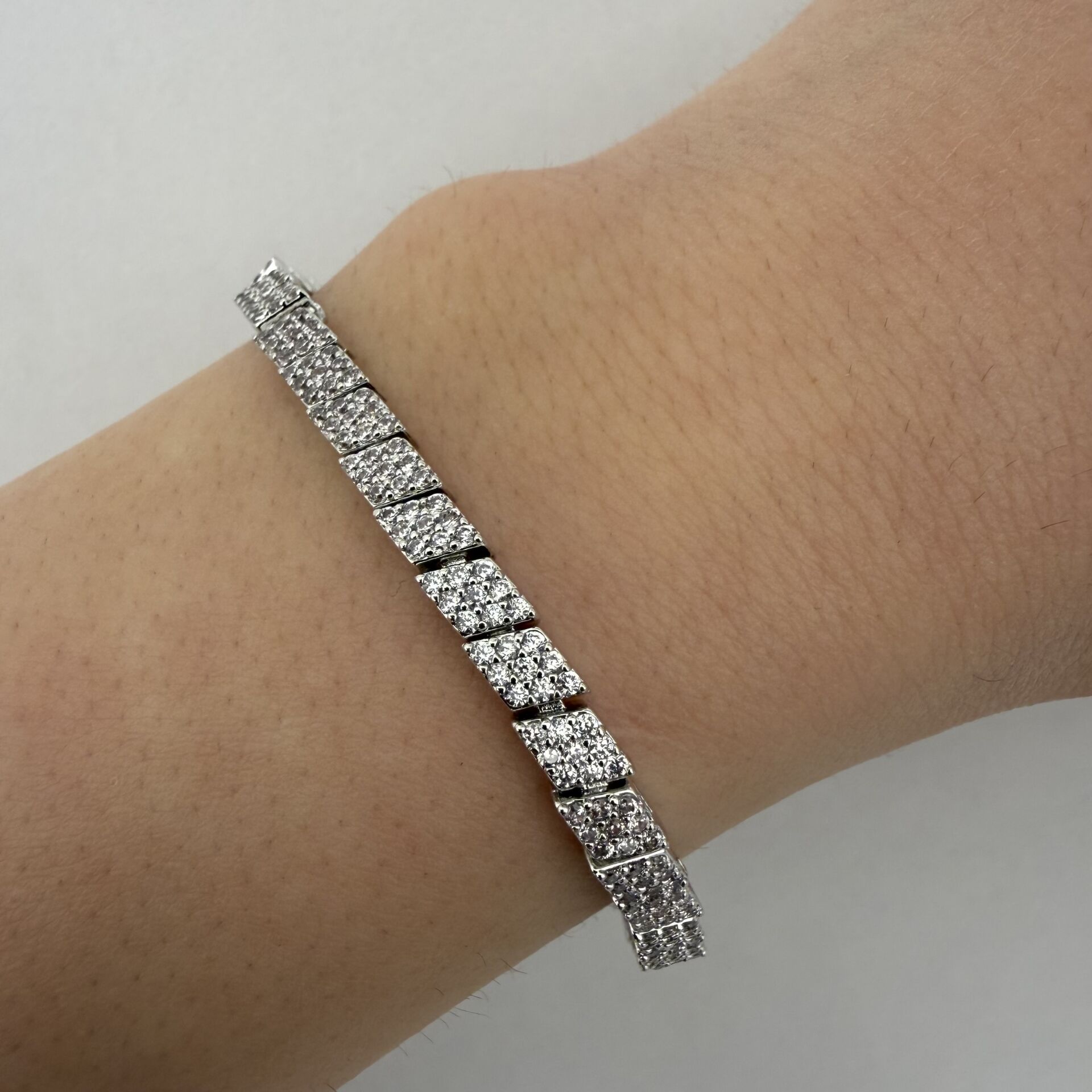 Sasha Gümüş Renk Bileklik