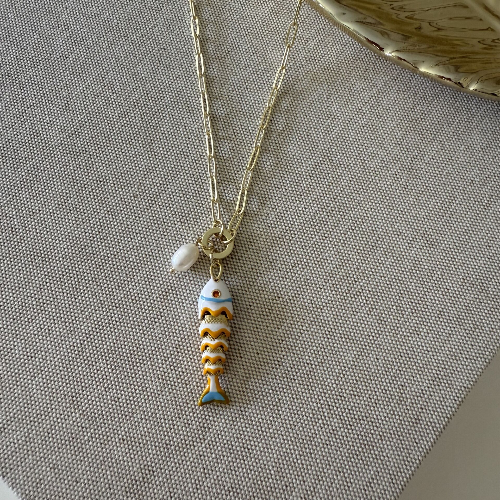 Nella Balık Kolye Beyaz