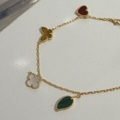 Yonca  Mdel Bileklik