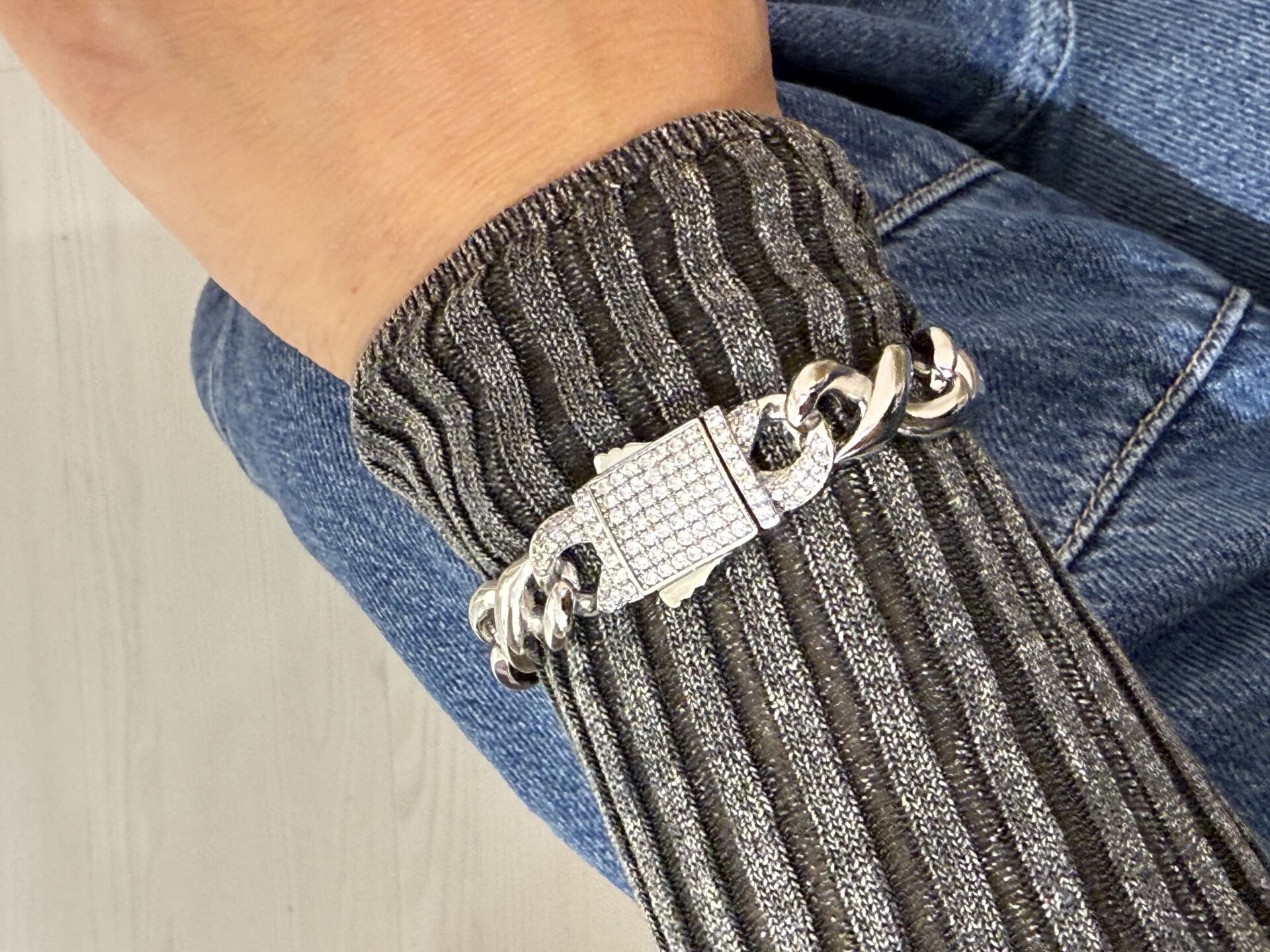 Kilit Taşlı Gurmet Bileklik