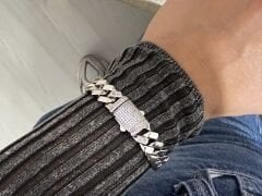 Taşlı Gümüş Rengi Gurmet Bileklik