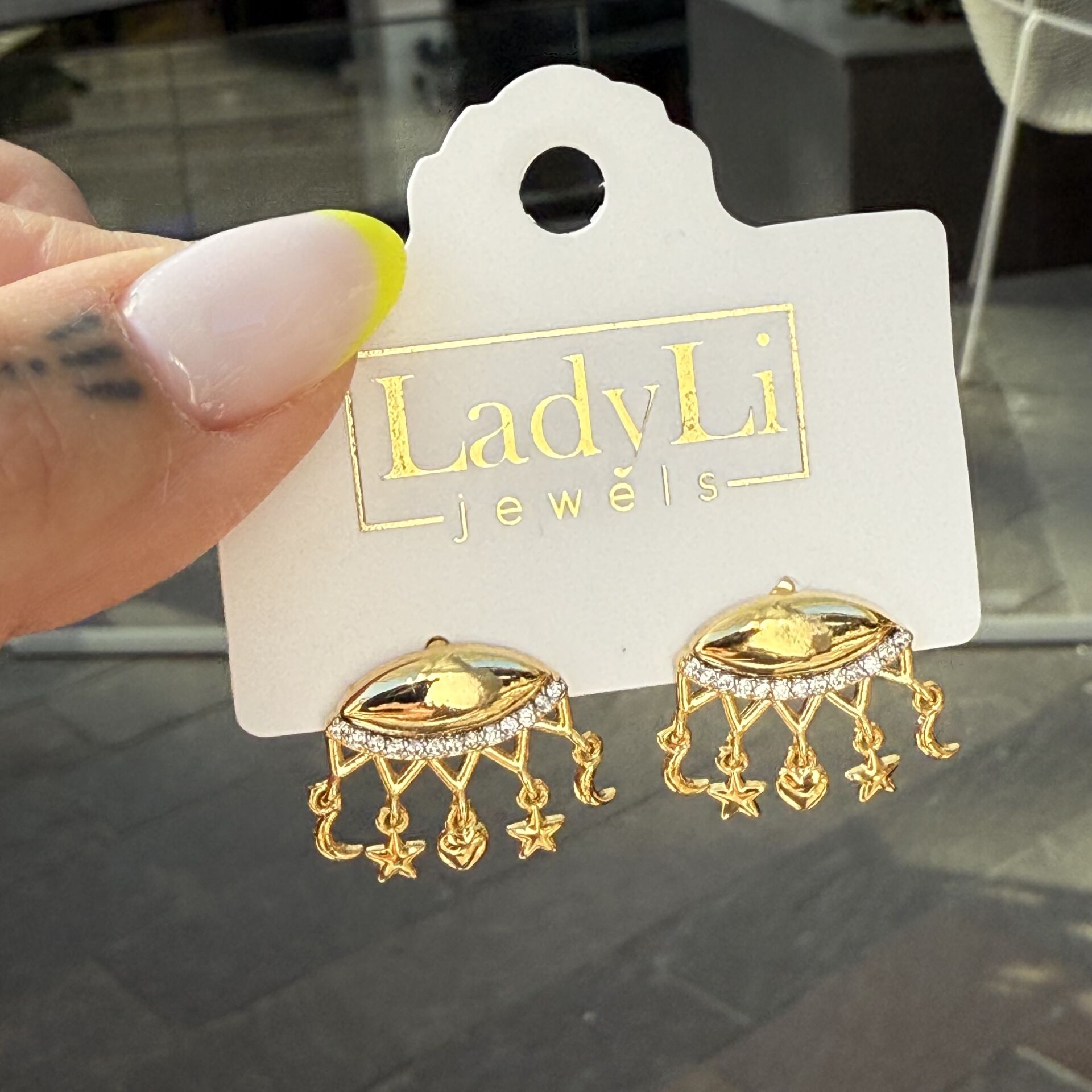 Star Gold Sallantılı Küpe