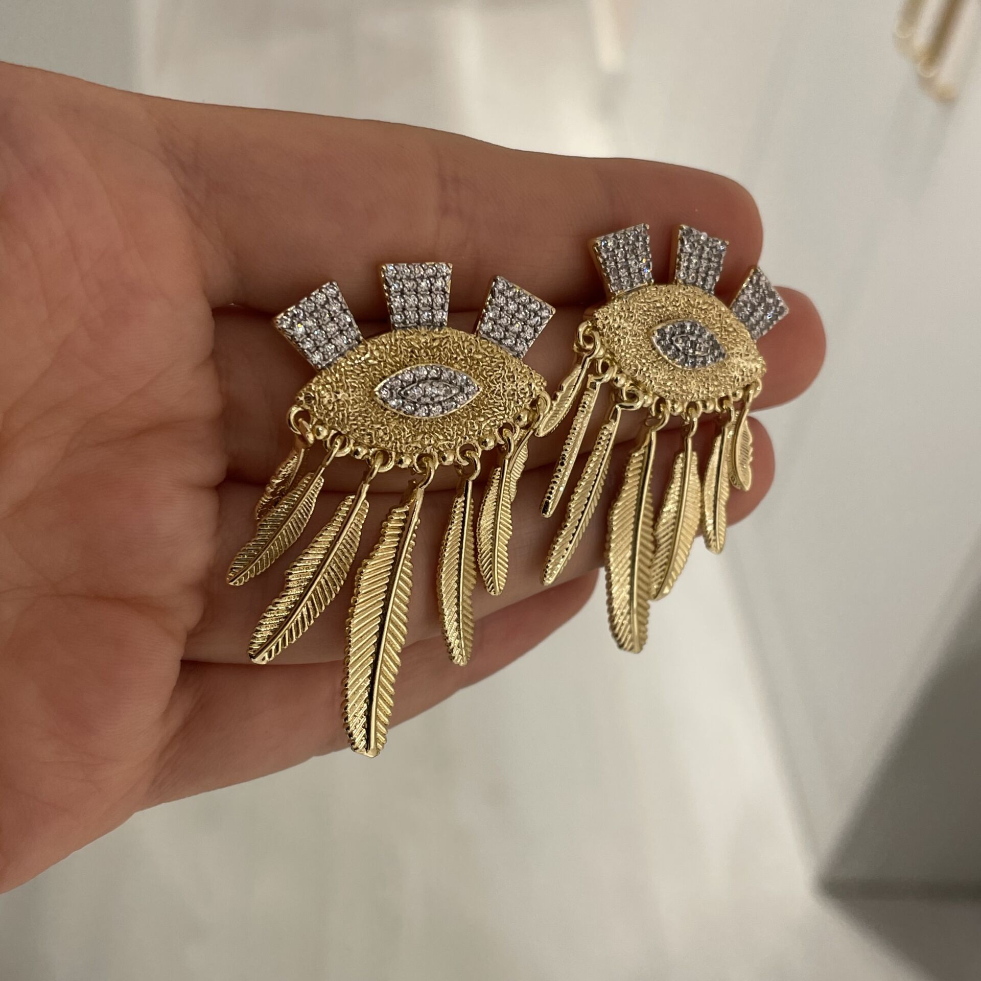 Stella taşlı küpe