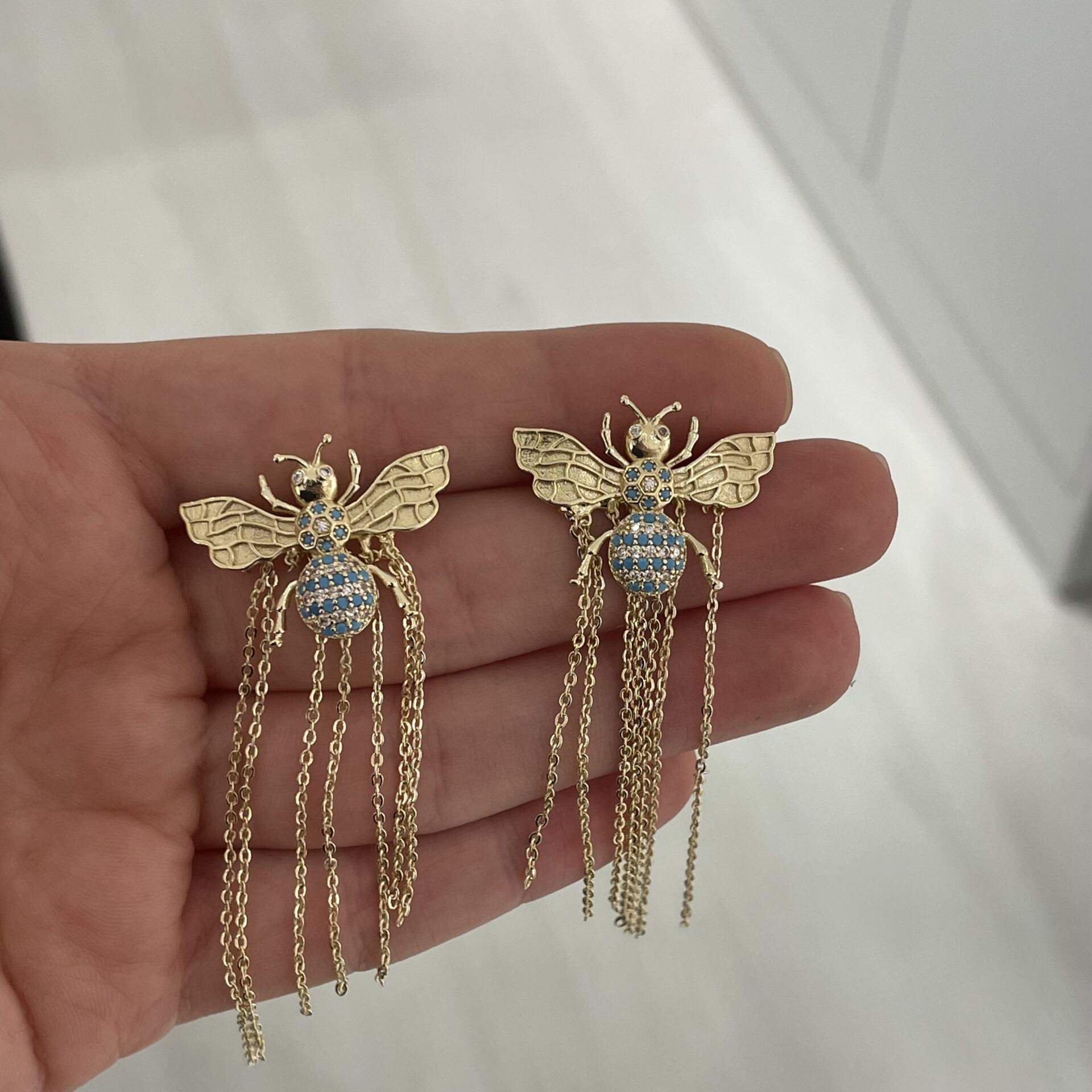 Carolina taşlı küpe