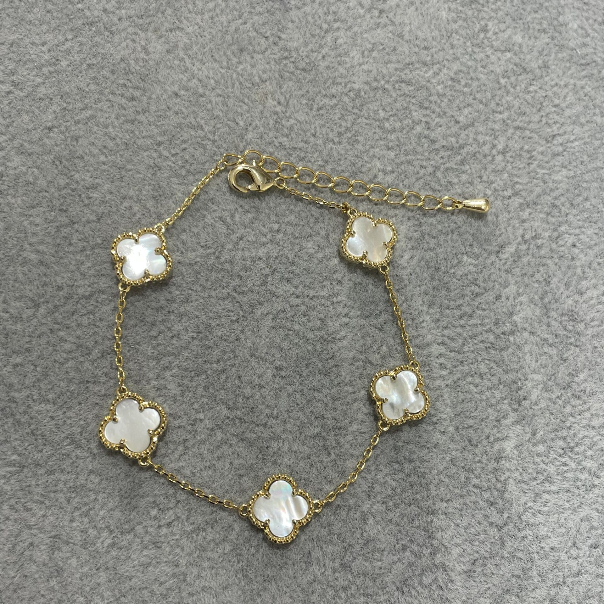 Freya taşlı bileklik