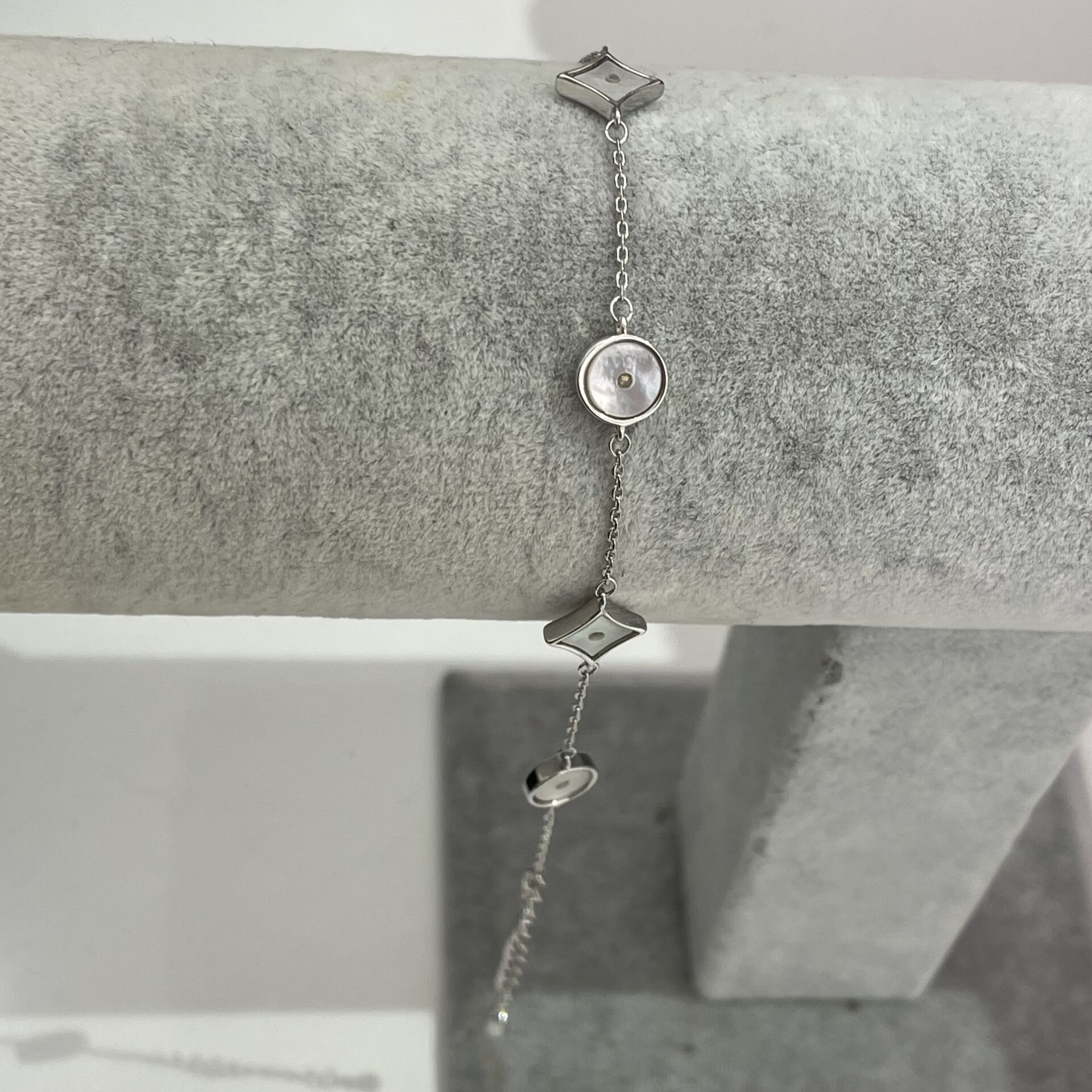 Eleonora taşlı bileklik